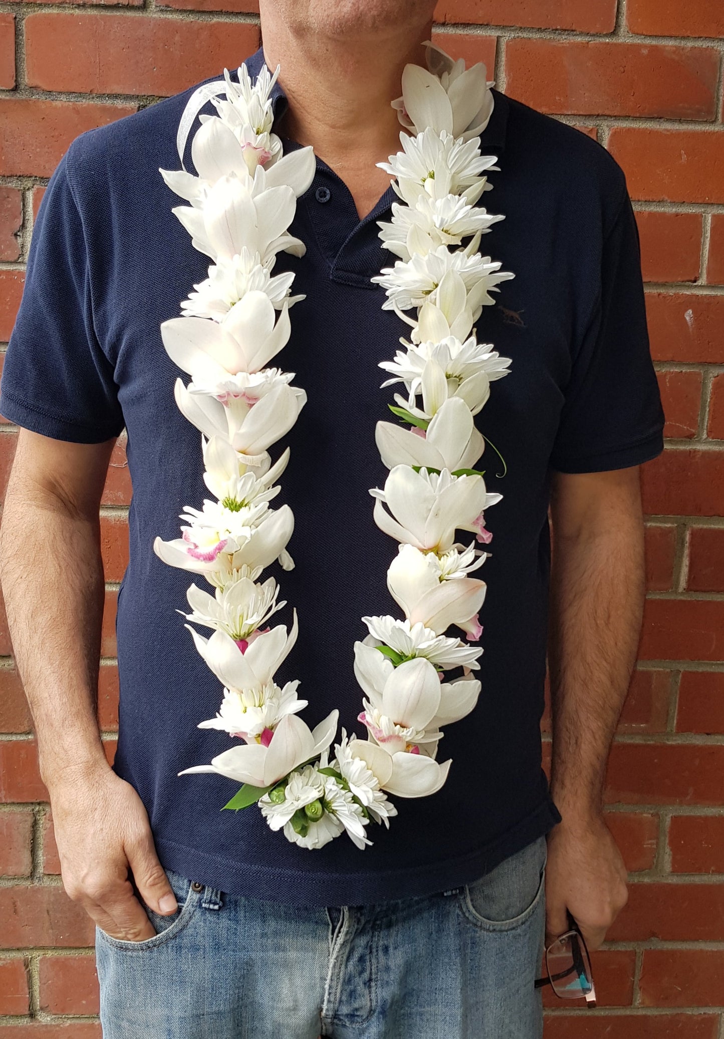 Fresh Flower Lei - Threaded