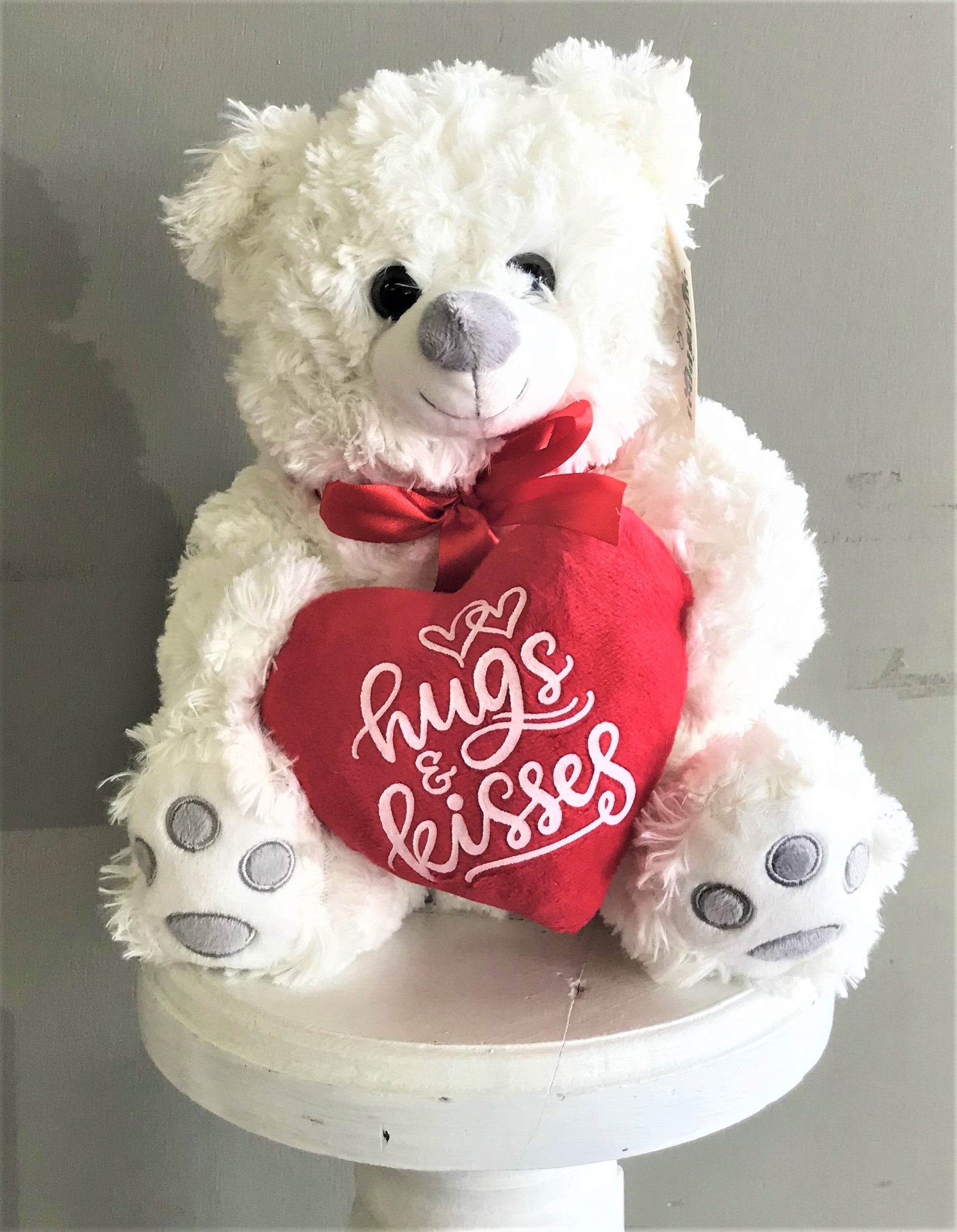 Hearts 'n' Hugs Teddy Bear